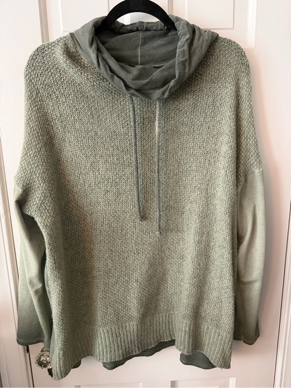 Unique! Tempo Paris Olive Knit/Fabric Cowl-neck Pullover Size S/M